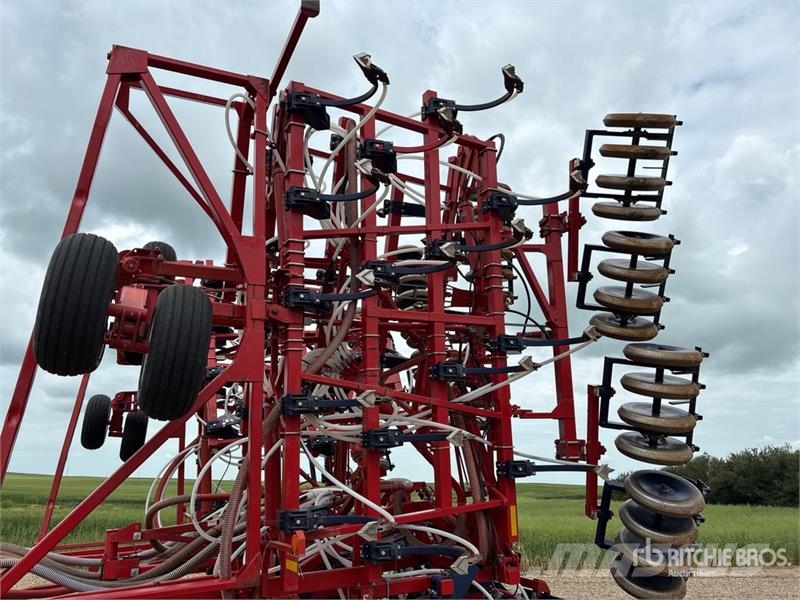 Morris Maxim II 60 ft Air Drill 条播机
