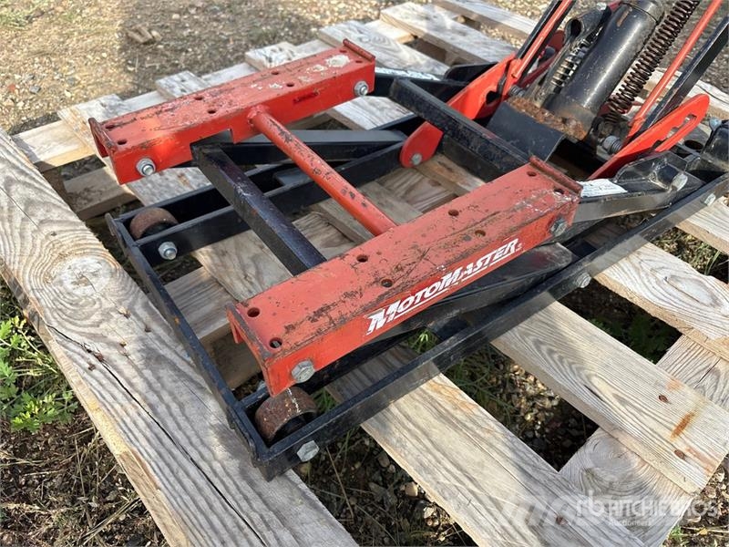  Motomaster Motorcycle Lift Andre komponenter