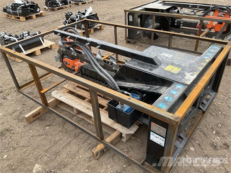 Mower King ECSSCT72 60 in Skid Steer Trencher (Unu Rýhovače