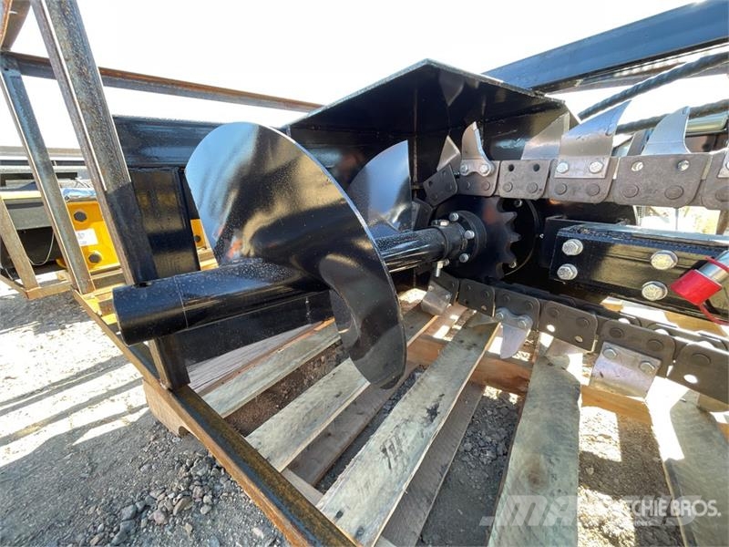  Mower King ECSSCT72 60 in Skid Steer Trencher (Unu Valetadeiras