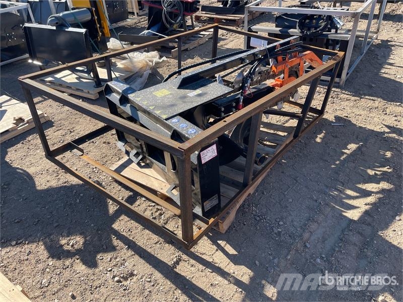  Mower King ECSSCT72 60 in Skid Steer Trencher (Unu Valetadeiras