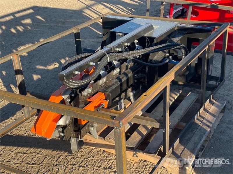  Mower King ECSSCT72 60 in Skid Steer Trencher (Unu Valetadeiras