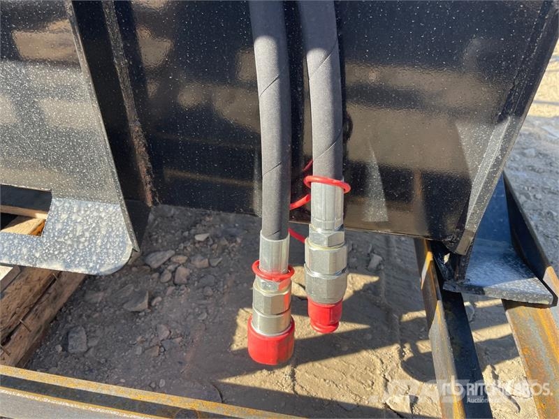 Mower King ECSSTR072 72 in Skid Steer Tiller (Unus Erpici rotanti e motozappe