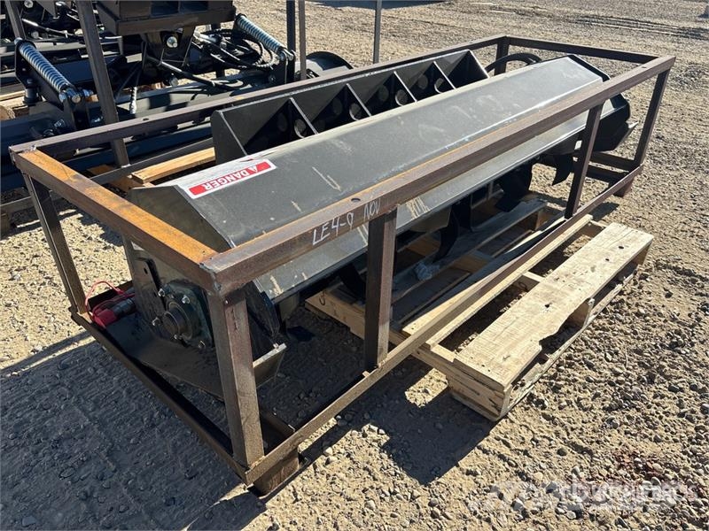  Mower King ECSSTR072 72 in Skid Steer Tiller (Unus 動力耙和旋轉式耕耘機