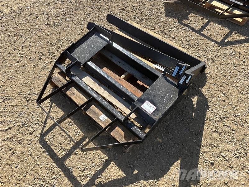 Mower King SA 48 in Skid Steer Forks (Unused) 지게차