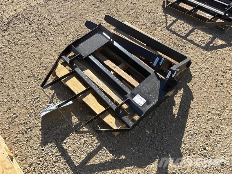 Mower King SA Skid Steer Forks (Unused) Fourche