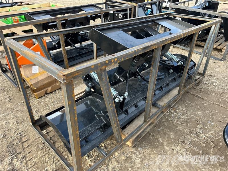 Mower King SPA84 84 in Angle Skid Steer Dozer (Unu Бульдозерные отвалы