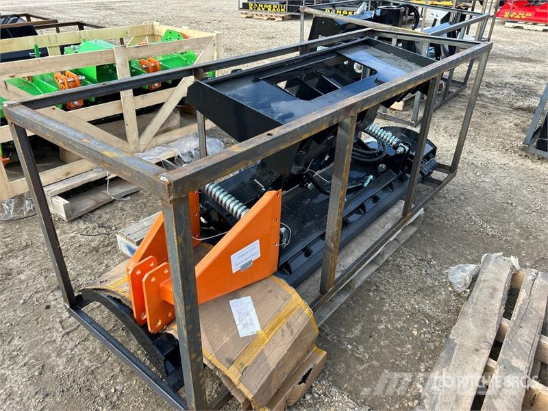 Mower King SPA84 84 in Angle Skid Steer Dozer (Unu Бульдозерные отвалы