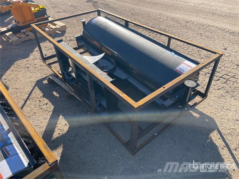 Mower King SSAB72 72 in Skid Steer Broom (Unused) فرش