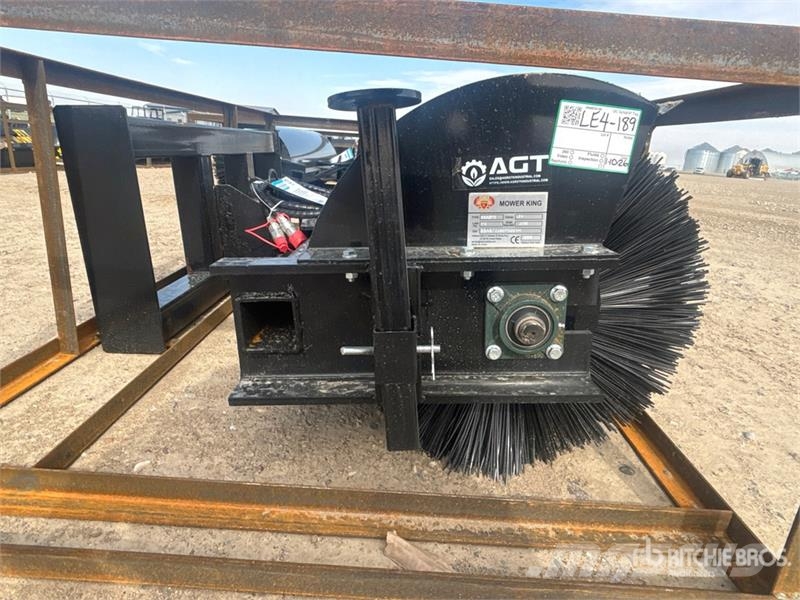 Mower King SSAB72 72 in Skid Steer Broom (Unused) Süpürgeler