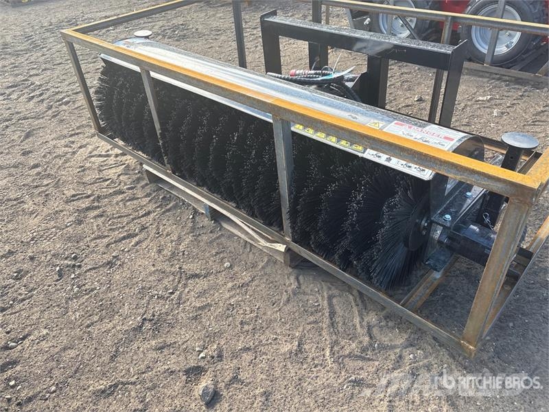 Mower King SSAB72 72 in Skid Steer Broom (Unused) Süpürgeler