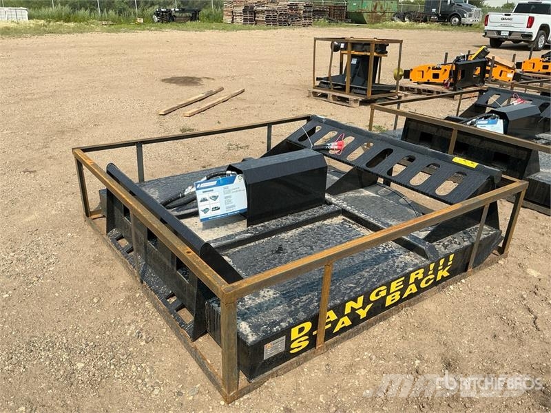 Mower King SSRC 71 in Skid Steer Brush Cutter (Unu 장착형 잔디깎기