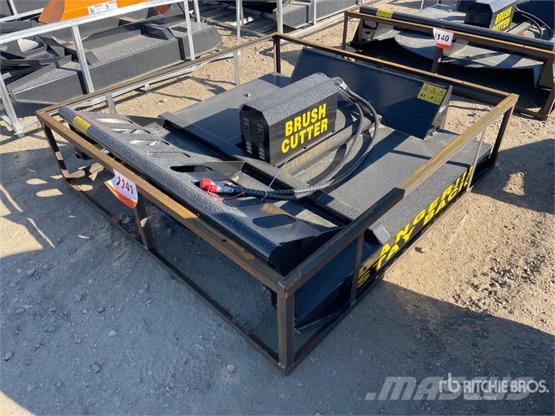 Mower King SSRC 72 in Skid Steer Brush Cutter (Unu Cortadores de relva montados e rebocados