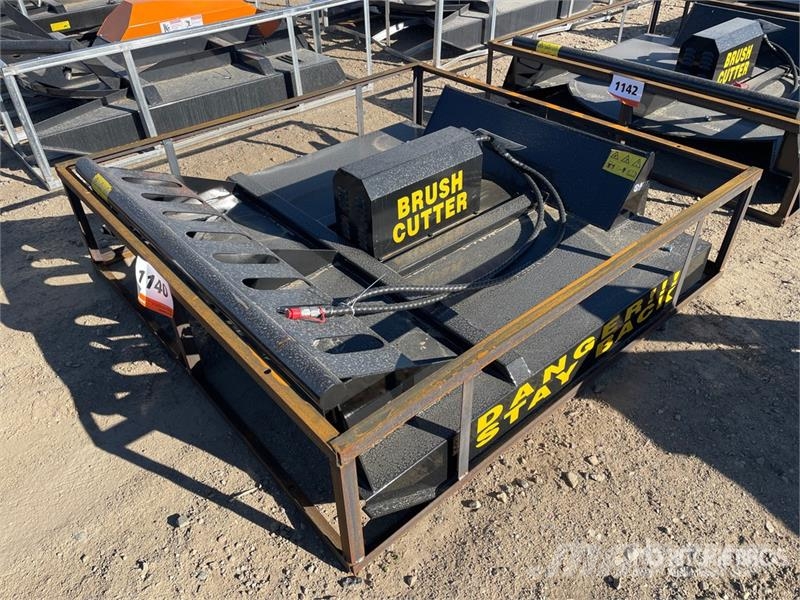 Mower King SSRC 72 in Skid Steer Brush Cutter (Unu Cortadores de relva montados e rebocados