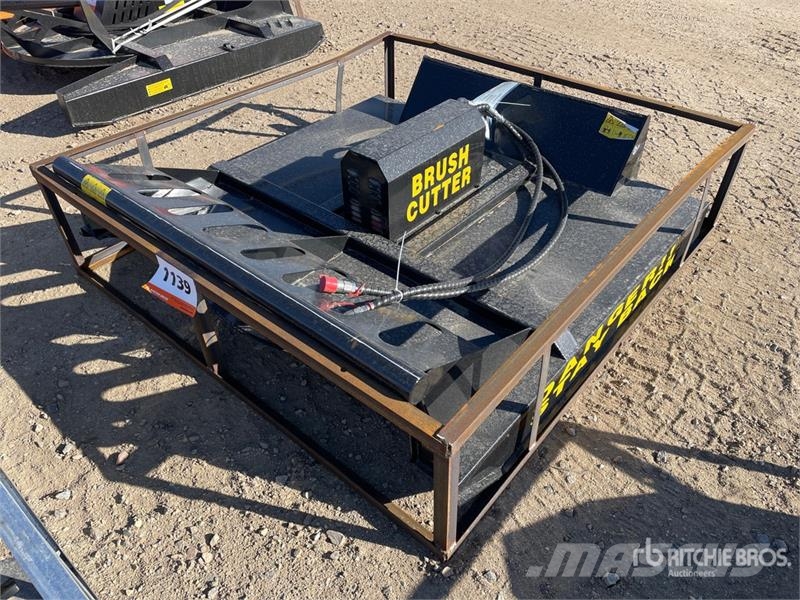 Mower King SSRC 72 in Skid Steer Brush Cutter (Unu Cortadores de relva montados e rebocados