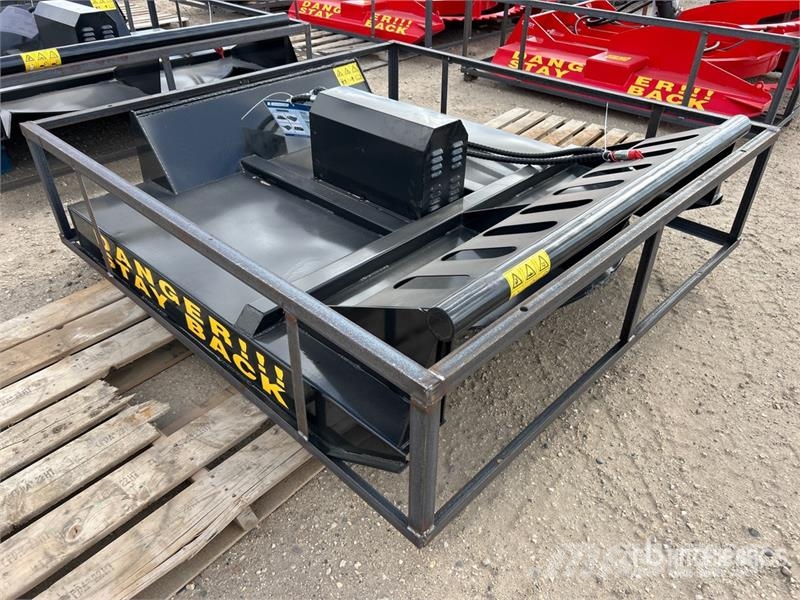 Mower King SSRC 72 in Skid Steer Brush Cutter (Unu 牽引式モア/芝刈り機