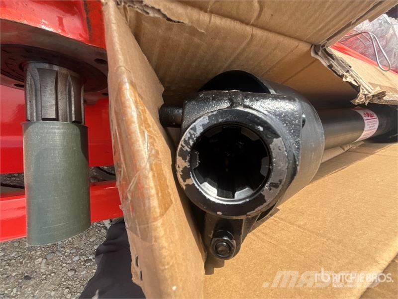Mower King TAS-81 72 in 2-Point Rotary Tiller (Unu Grades mecânicas e moto-cultivadores