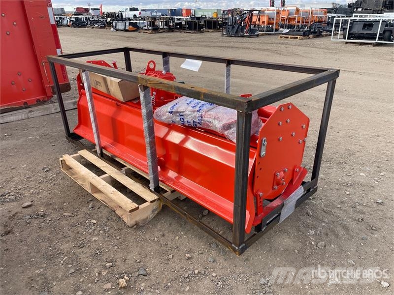 Mower King TAS-81 72 in 3-Point Rotary Tiller (Unu Erpici rotanti e motozappe