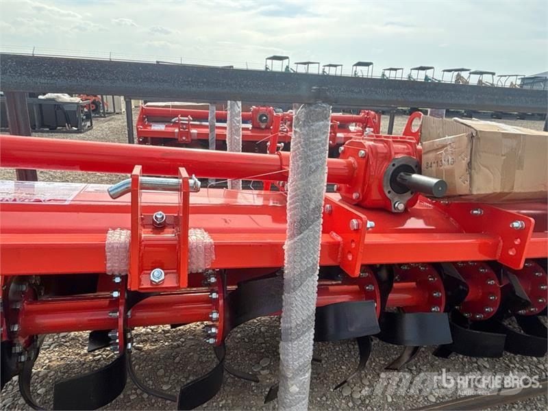 Mower King TAS-81 72 in 2-Point Rotary Tiller (Unu Grades mecânicas e moto-cultivadores