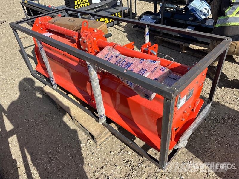  Mower King TAS-81 72 in 3-Point Rotary Tiller (Unu Roto drljače i motokultivatori