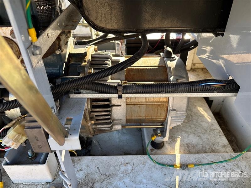 MultiQuip DAC-7000SA 6 kW Skid-Mounted Generator Set Dieselgeneratorer