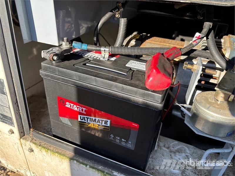 MultiQuip DAC-7000SA 6 kW Skid-Mounted Generator Set Dieselgeneratorer