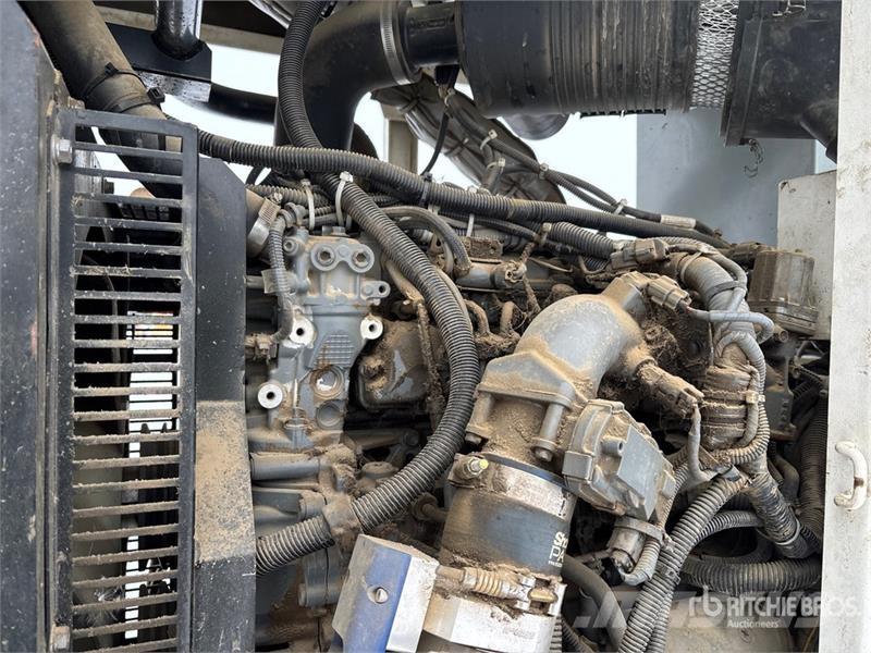 MultiQuip DCA-70SSIU4F 56 kW Mobile Generator Set Diesel Generatoren