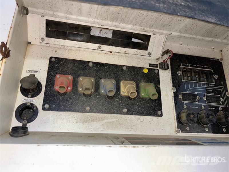 MultiQuip DCA125SSIU4F 100 kW Mobile Generator Set Dizel generatori