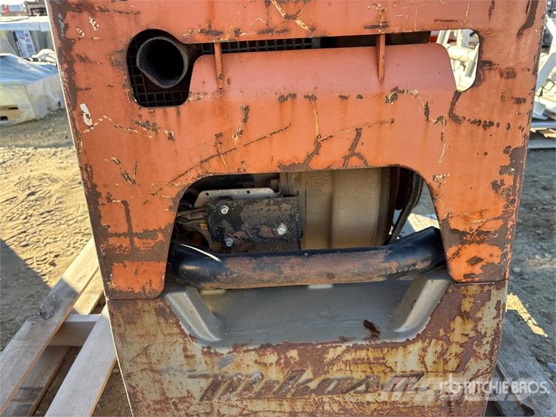 MultiQuip MVH-508DZ Vibratory Plate Compactor Vibrator compactors
