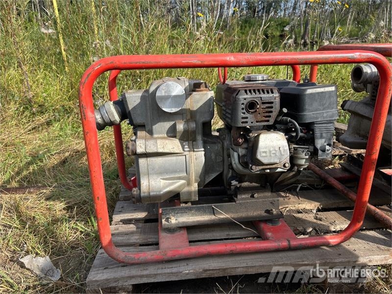 MultiQuip of (2) Multiquip Centrifugal Pump Procesapparatuur en machines