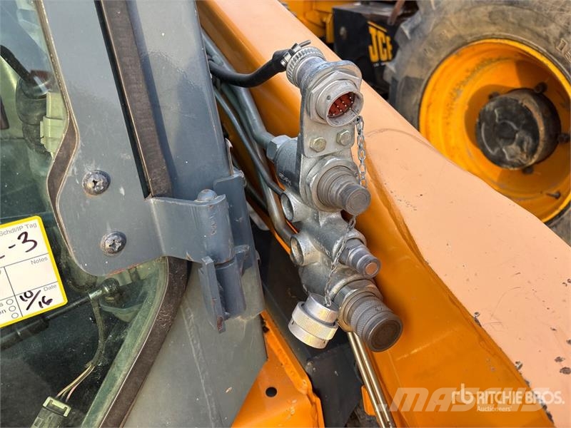 Mustang Two-Speed Skid Steer Loader 滑移轉向裝載機