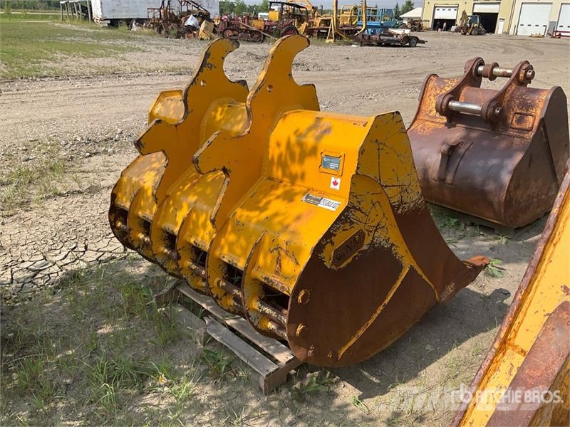 N/M 70 in Skeleton Excavator Bucket - Fits Cat 300 Godet