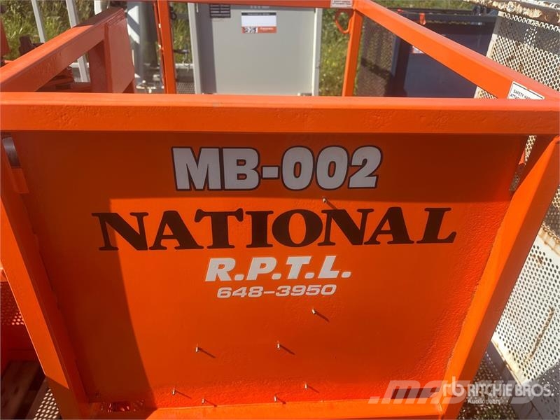 National 72 in Crane Personnel Basket (Unused) Personenliften en invalideliften