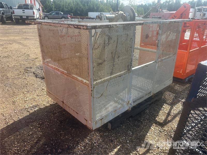 National Crane 72 in 600 lb Personnel Basket - Fits Crane رافعات السارية الرأسية