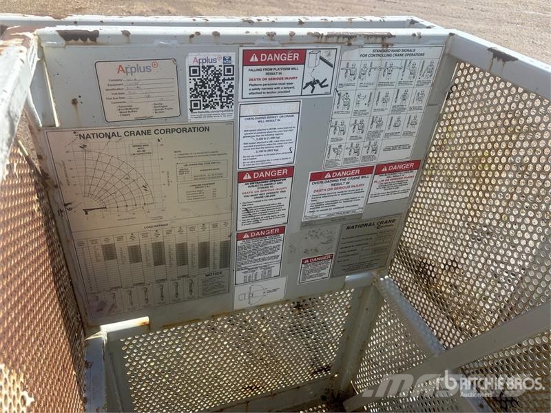 National Crane 72 in 600 lb Personnel Basket - Fits Crane رافعات السارية الرأسية