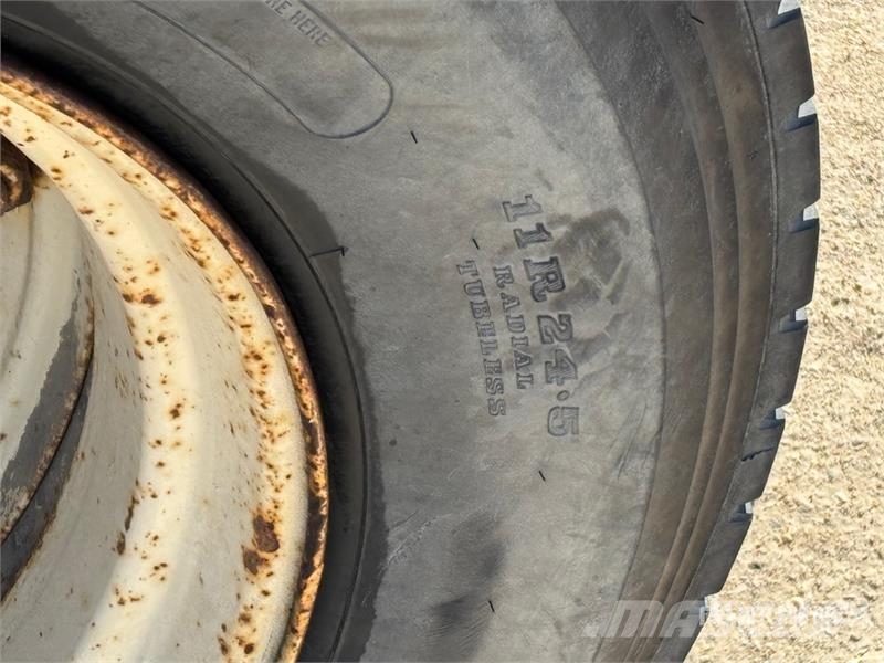 Neils 16-Wheel Heavy-Haul Jeep Ostale prikolice