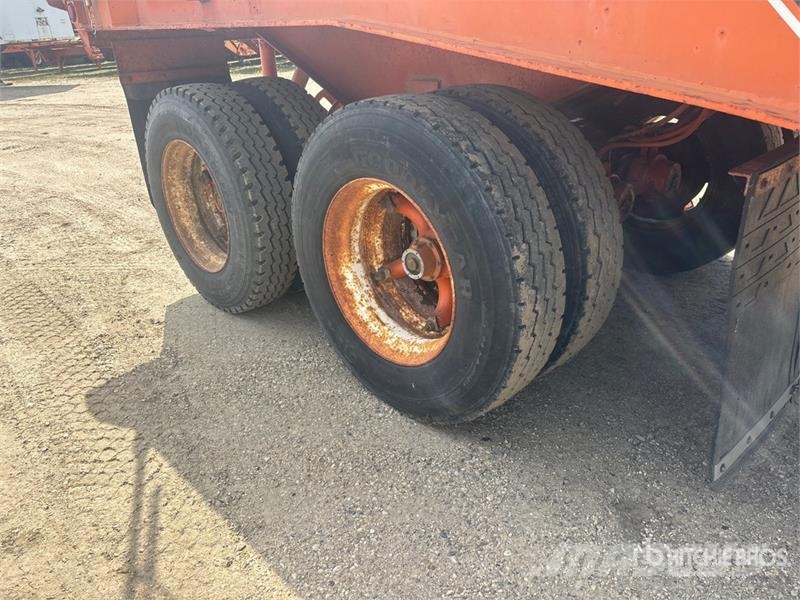 Neils 40 ft T/A Flatbed Oilfield Trailer 加工设备
