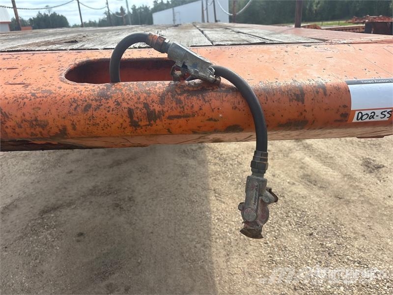 Neils 40 ft T/A Flatbed Oilfield Trailer 加工设备
