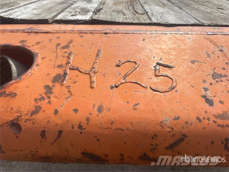 Neils 40 ft T/A Flatbed Oilfield Trailer 加工设备