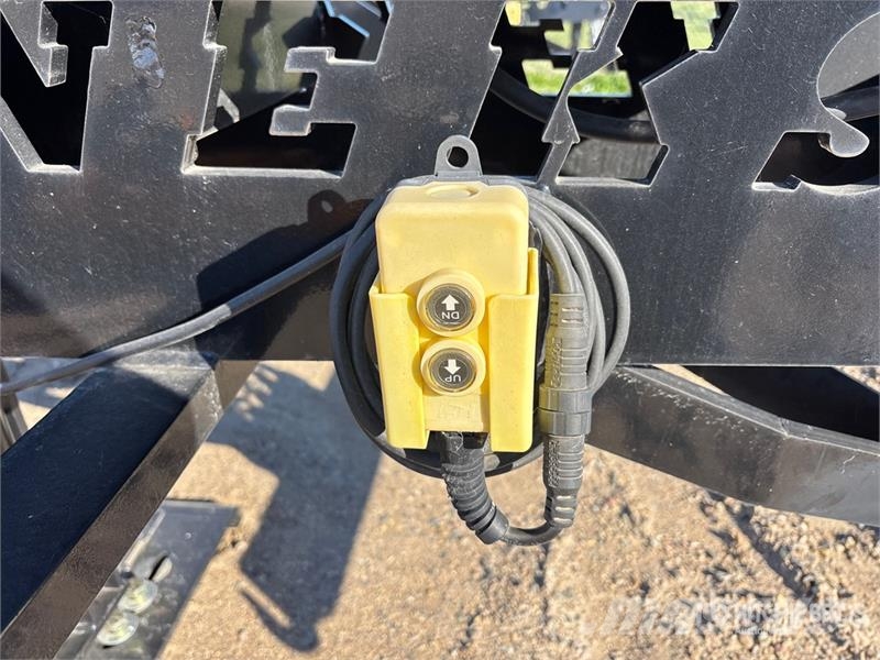  Neks Hydraulic Fifth Wheel Andre komponenter