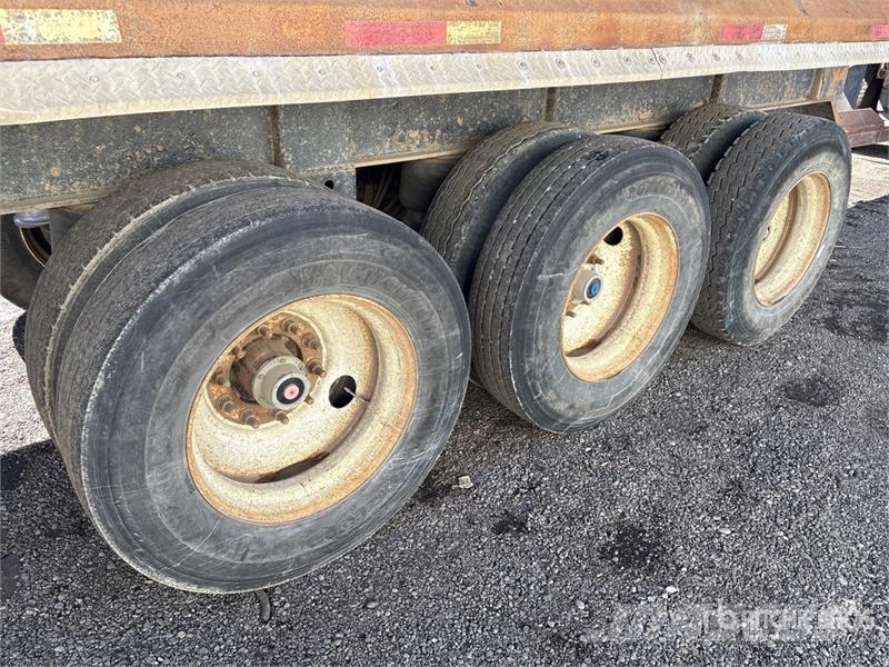  Neustar Tri/A Pup Dump Trailer Pašizgāzējs