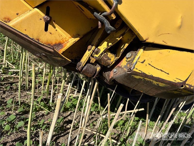 New Holland 1475 16 ft Mower Conditioner Mähwerke