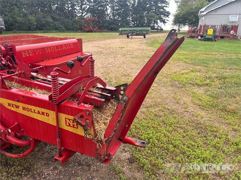 New Holland 269 Square Baler Kanttipaalaimet