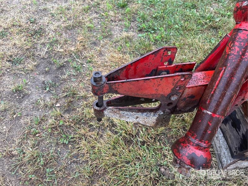 New Holland 269 Square Baler Kanttipaalaimet