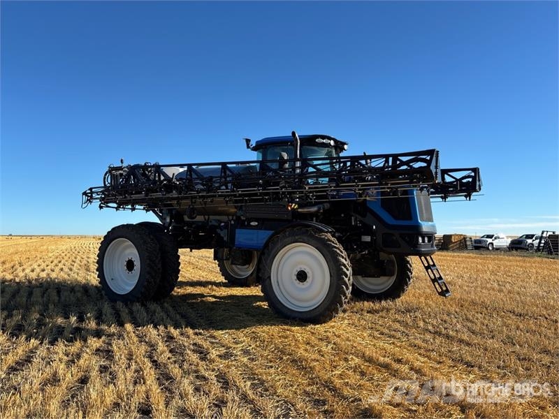 New Holland 300R 120 ft High Clearance Self-Propelled Sprayer Selvdrevne sprøyter