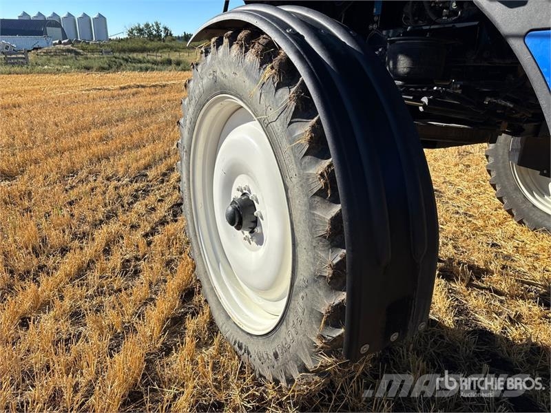 New Holland 300R 120 ft High Clearance Self-Propelled Sprayer Selvdrevne sprøyter