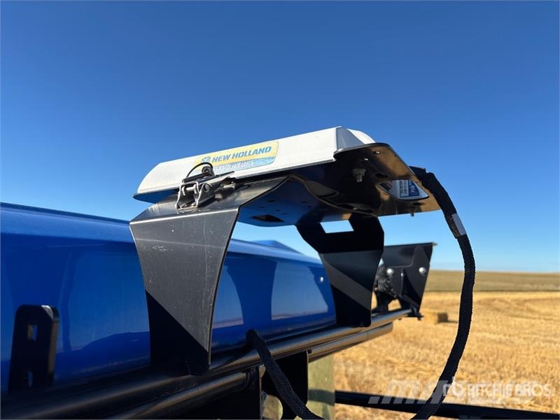 New Holland 300R 120 ft High Clearance Self-Propelled Sprayer Selvdrevne sprøyter