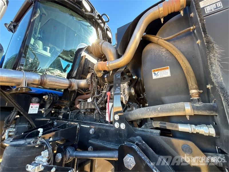 New Holland 300R 120 ft High Clearance Self-Propelled Sprayer Selvdrevne sprøyter