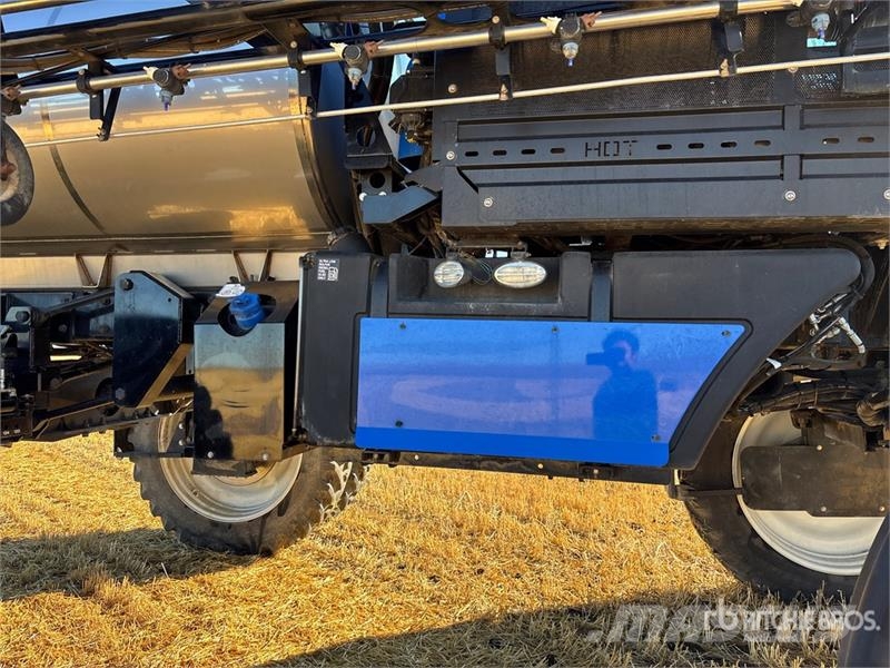 New Holland 300R 120 ft High Clearance Self-Propelled Sprayer Selvdrevne sprøyter