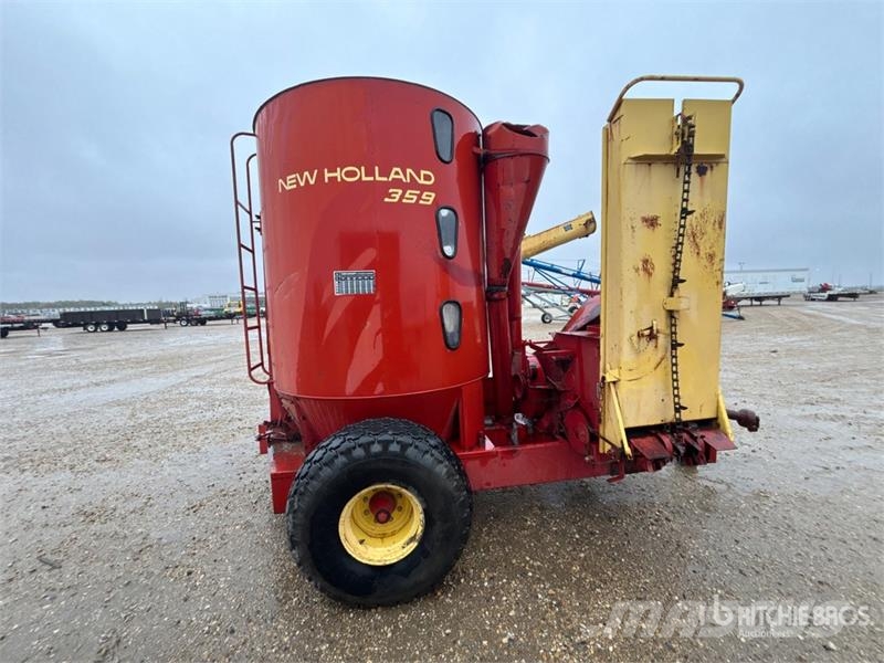 New Holland 359 Feed Mixer ミキサーフィーダー